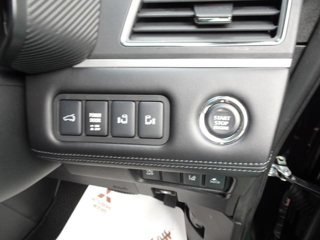 デリカD:5 P クラリオン製10.1型ナビ 全方位カメラ ETC ドライブレコーダー 電動サイドステップレス 運転席助手席シートヒーター 電動テールゲート 両側電動スライドドア レンタカーアップ(25枚目)