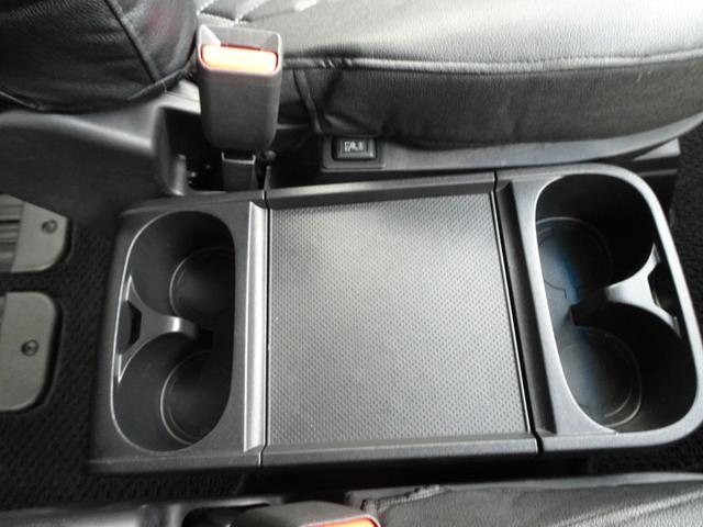 デリカD:5 P クラリオン製10.1型ナビ 全方位カメラ ETC ドライブレコーダー 電動サイドステップレス 運転席助手席シートヒーター 電動テールゲート 両側電動スライドドア レンタカーアップ(41枚目)