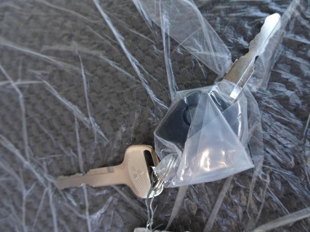 ミニキャブバン Ｇ　ケンウッド製メモリーナビ　ＥＴＣ　ドラレコ　リモコンキー　パワーウィンドウ　リヤビューカメラ　ＬＥＤヘッドライト（27枚目）