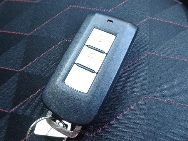 ミラージュ １．２Ｇ　メモリーナビ　前後ドライブレコーダー　ＥＴＣ　スポーティーパッケージ　衝突被害軽減ブレーキ　リヤビューカメラ　スマートキー　フルセグ対応（26枚目）