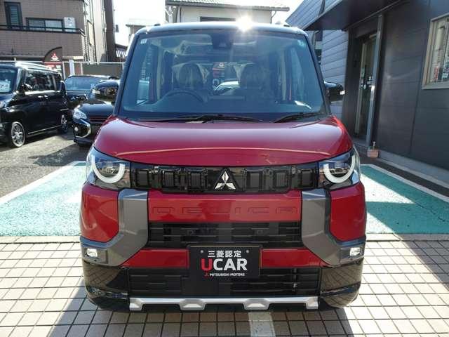 デリカミニ Ｔ　プレミアム　両側電動スライドドア　デジタルルームミラー　マルチアラウンドモニター　パドルシフト　マイパイロット　運転席助手席シートヒーター　ステリングヒーター　ルーフレール　スマートキー（3枚目）