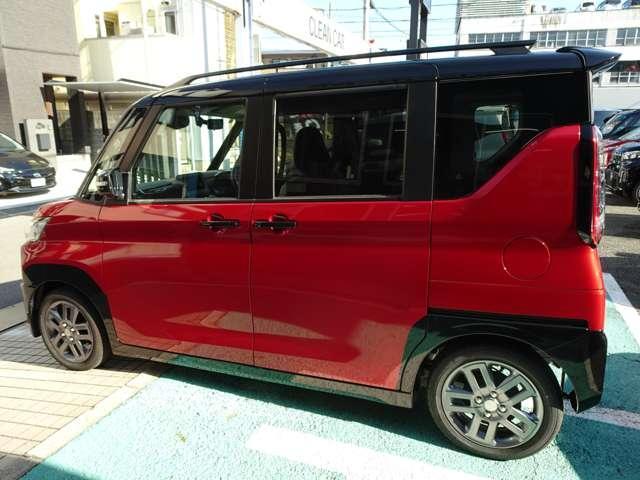 デリカミニ Ｔ　プレミアム　両側電動スライドドア　デジタルルームミラー　マルチアラウンドモニター　パドルシフト　マイパイロット　運転席助手席シートヒーター　ステリングヒーター　ルーフレール　スマートキー（10枚目）