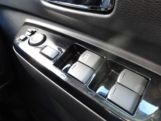 デリカミニ Ｔ　プレミアム　両側電動スライドドア　デジタルルームミラー　マルチアラウンドモニター　パドルシフト　マイパイロット　運転席助手席シートヒーター　ステリングヒーター　ルーフレール　スマートキー（25枚目）