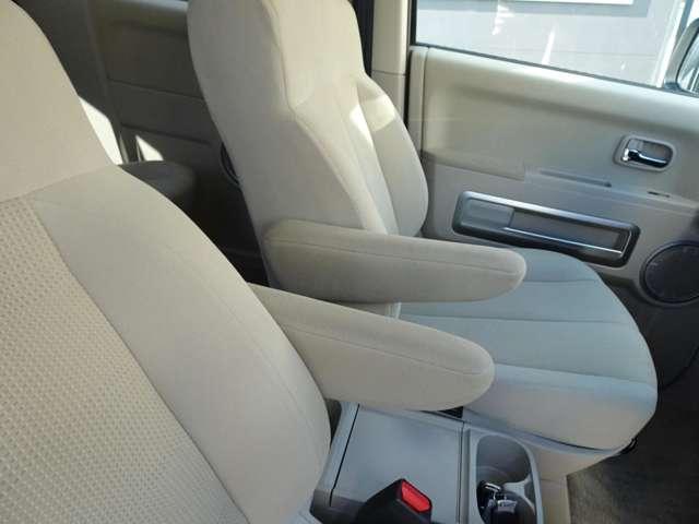 デリカD:5 D パワーパッケージ パナソニック製ナビ ETC 両側電動スライドドア グリルガード パドルシフト クルーズコントロール スマートキー マッドフラップ 運転席助手席シートヒーター(22枚目)