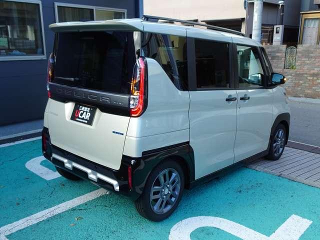 デリカミニ Ｔ　プレミアム　マイパイロット　両側電動スライドドア　ＬＥＤヘッドライト　スマートキー　パドルシフト　撥水シート生地　ｅ－Ａｓｓｉｓｔ　ヒルディセントコントロール　デジタルルームミラー　マルチアラウンドモニター（7枚目）