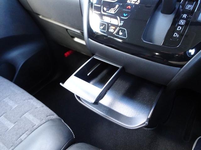 デリカミニ Ｔ　プレミアム　マイパイロット　両側電動スライドドア　ＬＥＤヘッドライト　スマートキー　パドルシフト　撥水シート生地　ｅ－Ａｓｓｉｓｔ　ヒルディセントコントロール　デジタルルームミラー　マルチアラウンドモニター（33枚目）