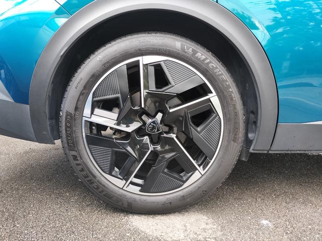 ４０８ ＧＴプラグインハイブリッド　ＰＨＥＶ／１９ＡＷ／マトリックスＬＥＤヘッドライト／シートヒーター／ステアリングヒーター／衝突軽減ブレーキ／サラウンドカメラ／ＡＣＣ／ＢＳＭ／純正ナビ／社外ドライブレコーダー前後／ワンオーナー（15枚目）