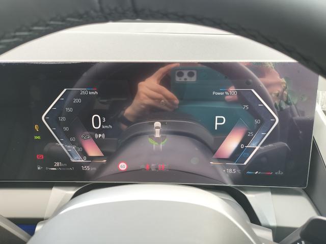 X3 20d xDrive Mスポーツ レンタカー登録済未使用車/令和10年09保証付/19AW/コンフォートPKG/ベンチレーション/リアシートヒータ/ステアリングヒータ/ドライビングアシストPRO/HUD/360度カメラ/BSM/ACC(24枚目)