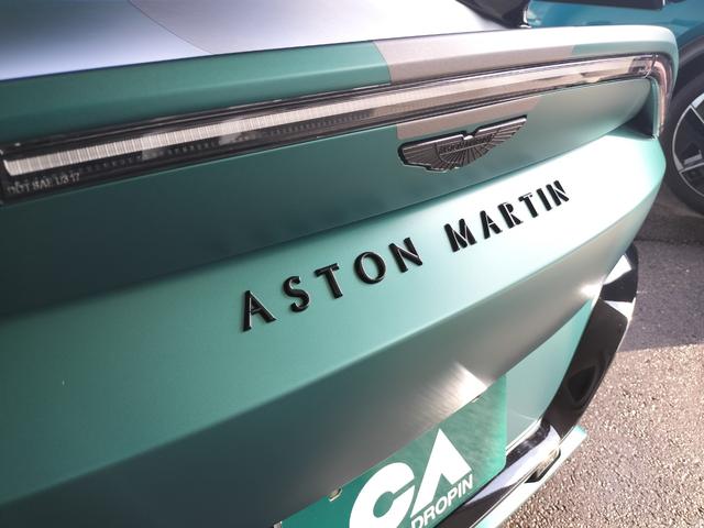 ヴァンテージ ベースグレード　Ｆ１　Ｅｄｉｔｉｏｎ／サテンカラー／２１ＡＷ／ライムキャリパー／レザー＆アルカンタラステアリング／シートヒーター／カーボンルーフ／カーボンミラー／ＢＳＭ／レーダー探知機／社外ドラレコ前後／ワンオーナー（19枚目）