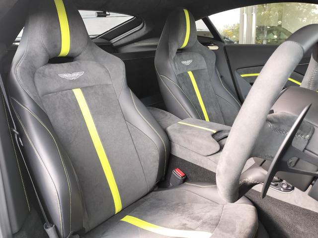 ヴァンテージ ベースグレード　Ｆ１　Ｅｄｉｔｉｏｎ／サテンカラー／２１ＡＷ／ライムキャリパー／レザー＆アルカンタラステアリング／シートヒーター／カーボンルーフ／カーボンミラー／ＢＳＭ／レーダー探知機／社外ドラレコ前後／ワンオーナー（33枚目）