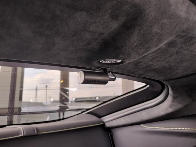 ヴァンテージ ベースグレード　Ｆ１　Ｅｄｉｔｉｏｎ／サテンカラー／２１ＡＷ／ライムキャリパー／レザー＆アルカンタラステアリング／シートヒーター／カーボンルーフ／カーボンミラー／ＢＳＭ／レーダー探知機／社外ドラレコ前後／ワンオーナー（47枚目）