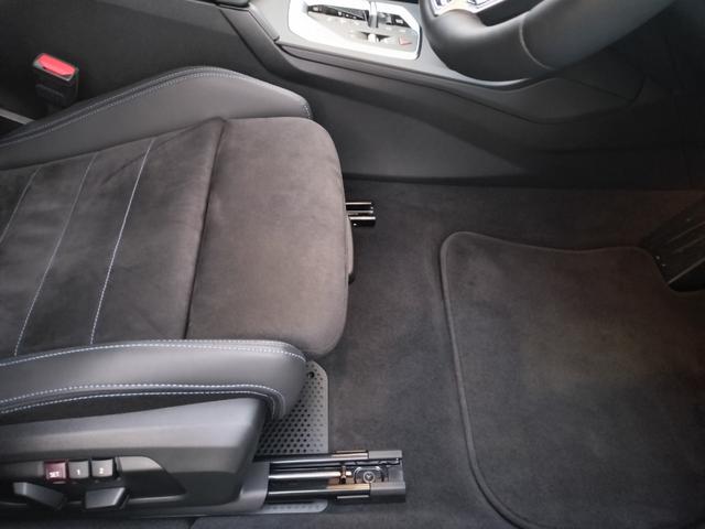 １シリーズ １２０　Ｍスポーツ　レンタカー登録済車両／令和１０年０２保証付／テクノロジーパッケージ／アダプティブＬＥＤヘッドライト／Ｆシートヒーター／１８ＡＷ／電動リアゲート／純正ナビ／衝突軽減ブレーキ／ＡＣＣ／ＢＳＭ／ＥＴＣ２．０（25枚目）