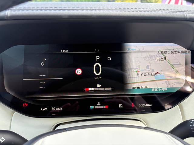 レンジローバー SE D350 スタンダードホイールベース MY2025/350PS/23インチAW/シャドーエクステリアP/パノラミックSR/ブラックルーフ/デジタルインナーミラー/シートヒータ/ステアリングヒータ/メリディアンサウンド/純正ドラレコ前後(25枚目)