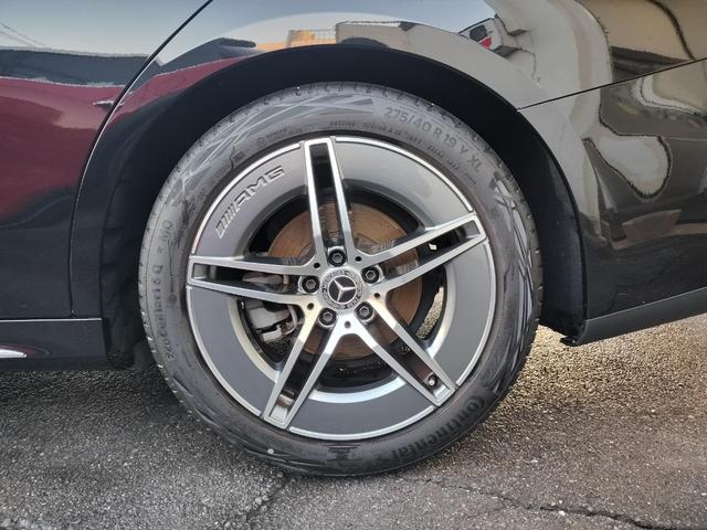 Eクラスステーションワゴン E200ステーションワゴンアバギャルドAMGラインP パノラミックSR/レザーエクスクルーシブP/デジタルインテリアP/アドバンスドP/ダイヤモンドステッチナッパ革/スーパースクリーン/ブルメスター/ワンオーナ(15枚目)