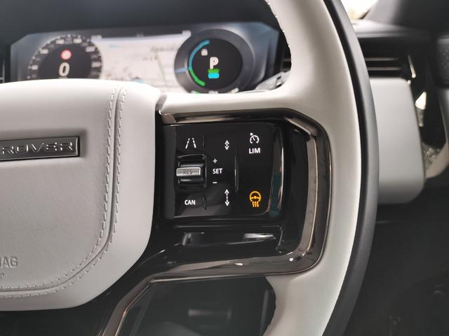 レンジローバースポーツ オートバイオグラフィー　Ｐ５５０ｅ　２２ブラックＡＷ／電動格納牽引バー／急速クーラーＢＯＸ／ブラックエクステリアＰ／パノラミックＳＲ／デジタルインナーミラー／シートヒーター＆クーラーＦＲ／メリディアン／ヘッドアップＤ／純正ドラレコ前後（42枚目）