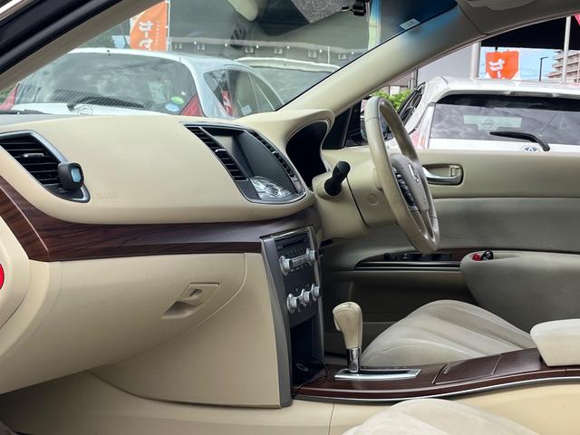 ティアナ  ナビ フルセグTV バックカメラ ETC 前後ドライブレコーダー AUX 純正AW 電動シート スマートキー オートライト(38枚目)