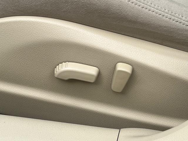 ティアナ  ナビ フルセグTV バックカメラ ETC 前後ドライブレコーダー AUX 純正AW 電動シート スマートキー オートライト(42枚目)