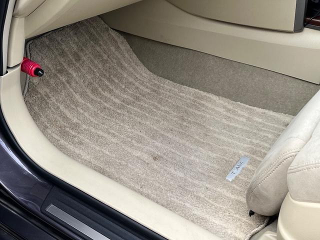 ティアナ  ナビ フルセグTV バックカメラ ETC 前後ドライブレコーダー AUX 純正AW 電動シート スマートキー オートライト(43枚目)