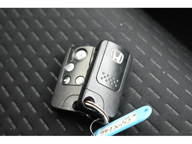 HONDA FREED SPIKE HYBRID JUST SELECTION