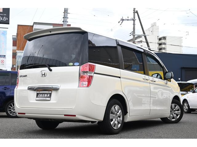 ステップワゴン G HIDエディション 両側電動スライド カロッツェリアナビ 地デジTV バックカメラ ETC スマートキー 禁煙車(4枚目)