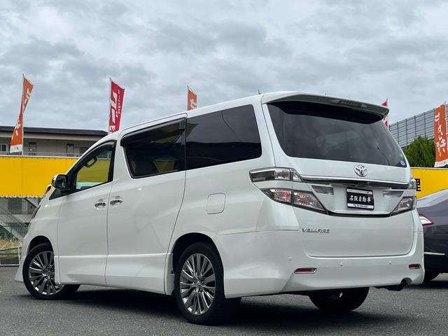 ヴェルファイア ２．４Ｚ　ゴールデンアイズ　両側電動スライド　フリップダウンモニター　デジタルインナーミラー　ナビ　ＴＶ　バックカメラ　ＥＴＣ　ドライブレコーダー　スマートキー　　コーナーセンサー（3枚目）