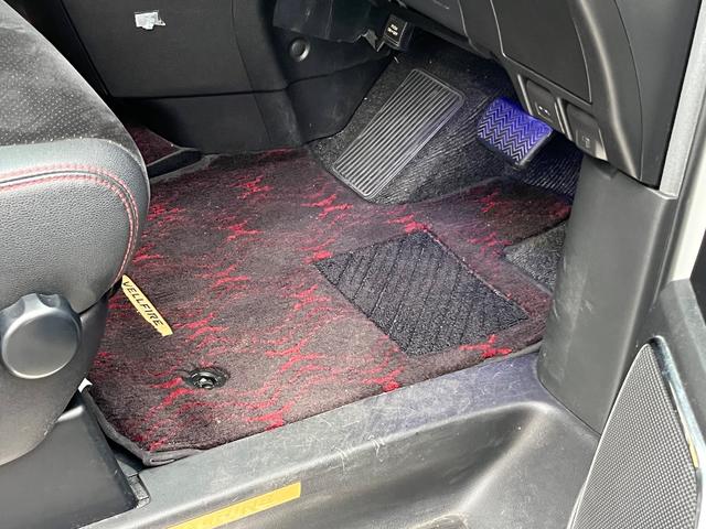 ヴェルファイア ２．４Ｚ　ゴールデンアイズ　両側電動スライド　フリップダウンモニター　デジタルインナーミラー　ナビ　ＴＶ　バックカメラ　ＥＴＣ　ドライブレコーダー　スマートキー　　コーナーセンサー（35枚目）