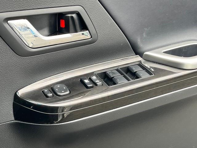 ヴェルファイア ２．４Ｚ　ゴールデンアイズ　両側電動スライド　フリップダウンモニター　デジタルインナーミラー　ナビ　ＴＶ　バックカメラ　ＥＴＣ　ドライブレコーダー　スマートキー　　コーナーセンサー（60枚目）
