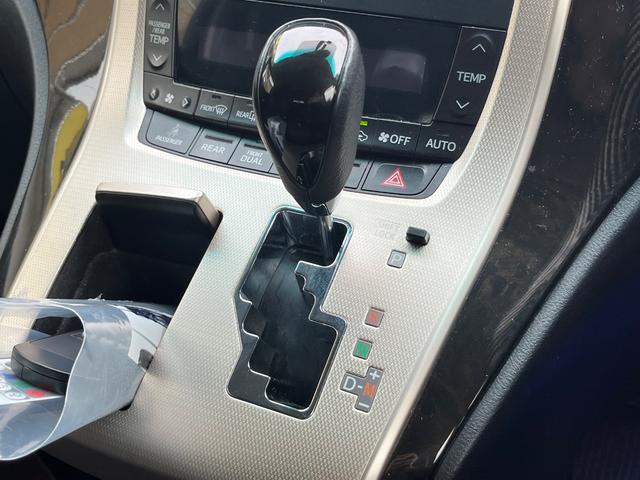 ヴェルファイア ２．４Ｚ　ゴールデンアイズ　両側電動スライド　フリップダウンモニター　デジタルインナーミラー　ナビ　ＴＶ　バックカメラ　ＥＴＣ　ドライブレコーダー　スマートキー　　コーナーセンサー（68枚目）