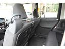 【セカンドシート】使用感も少なくキレイな状態です!大人でも快適に乗って頂けます♪大勢でのドライブも窮屈なくお楽しみ下さい☆