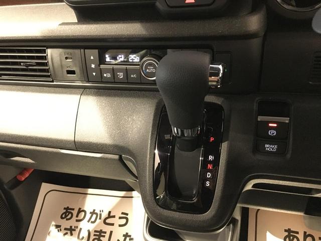 ベースグレード　新型／ＨｏｎｄａＳＥＮＩＳＮＧ／ＨｏｎｄａＣＯＮＮＥＣＴｆｏｒＧａｔｈｅｒｓ＋ナビパケ／ＬＥＤヘッドライト／両側パワースライドドア／前席シートヒーター／電子パーキングブレーキ／ＵＳＢポート／１４ＡＷ(12枚目)