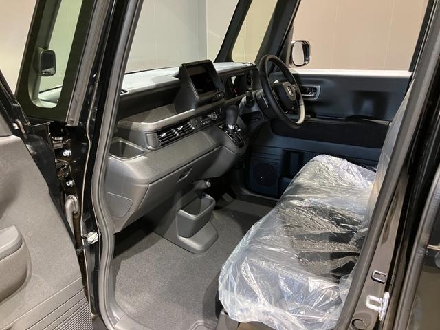 ホンダ Ｎ－ＢＯＸカスタム 8枚目