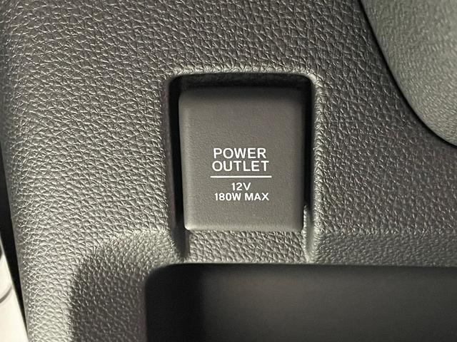L Honda SENSING アイドリングストップ 9灯式フルLEDヘッドライト オートリトラミラー オートエアコン 充電用USBジャック 運転席、助手席シートヒーター ナビパケ 14AW(31枚目)
