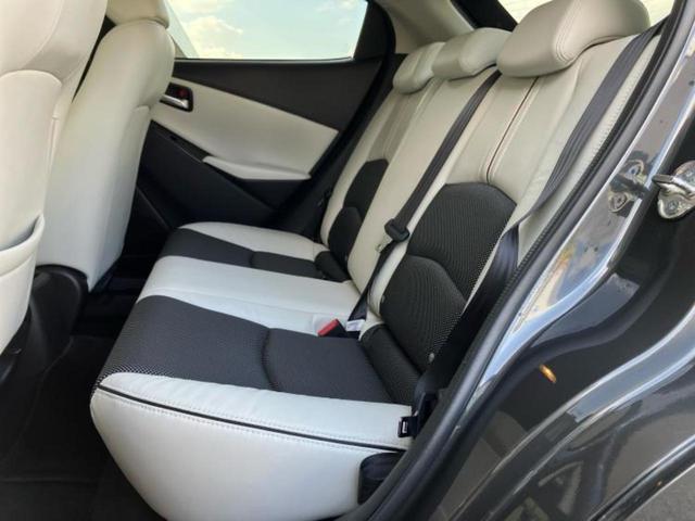 デミオ XDツーリングLパッケージ 新品タイヤ/保証書/純正 SDナビ/アイアクティブセンス(マツダ)/シートヒーター 前席/シート ハーフレザー/ヘッドランプ LED/USBジャック/Bluetooth接続/ETC/EBD付ABS(7枚目)