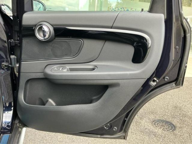 MINI クーパーDクロスオーバー 新品タイヤ/保証書/純正 SDナビ/衝突安全装置/電動バックドア/ヘッドランプ LED/Bluetooth接続/ETC/EBD付ABS/横滑り防止装置/アイドリングストップ/クルーズコントロール(21枚目)