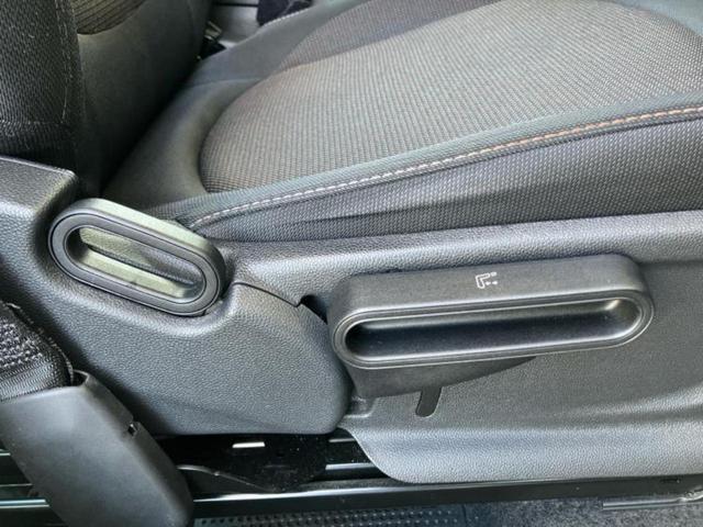 MINI クーパーDクロスオーバー 新品タイヤ/保証書/純正 SDナビ/衝突安全装置/電動バックドア/ヘッドランプ LED/Bluetooth接続/ETC/EBD付ABS/横滑り防止装置/アイドリングストップ/クルーズコントロール(42枚目)