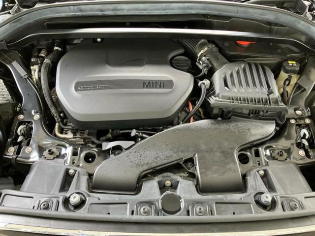 MINI クーパーDクロスオーバー 新品タイヤ/保証書/純正 SDナビ/衝突安全装置/電動バックドア/ヘッドランプ LED/Bluetooth接続/ETC/EBD付ABS/横滑り防止装置/アイドリングストップ/クルーズコントロール(51枚目)