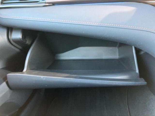 カムリ Ｇ　新品タイヤ／保証書／純正　ＳＤナビ／トヨタセーフティセンス／車線逸脱防止支援システム／ヘッドランプ　ＬＥＤ／Ｂｌｕｅｔｏｏｔｈ接続／ＥＴＣ／ＥＢＤ付ＡＢＳ／バックモニター／ワンセグＴＶ　バックカメラ（34枚目）