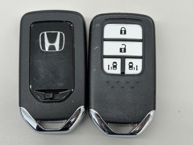 フリード Gブラックスタイル 純正 9インチ ナビ/フリップダウンモニター 純正 10.1インチ/ホンダセンシング/両側電動スライドドア/シートヒーター 前席/車線逸脱防止支援システム/ヘッドランプ LED 衝突被害軽減システム(47枚目)