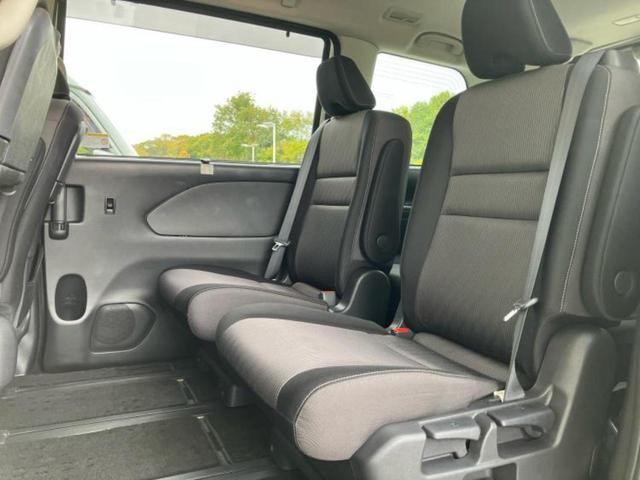 セレナ ｅパワーハイウェイスターＶ　新品タイヤ／純正　１０インチ　メモリーナビ／エマージェンシーブレーキ／両側電動スライドドア／アラウンドビューモニター／車線逸脱防止支援システム／ヘッドランプ　ＬＥＤ／Ｂｌｕｅｔｏｏｔｈ接続／ＥＴＣ（8枚目）