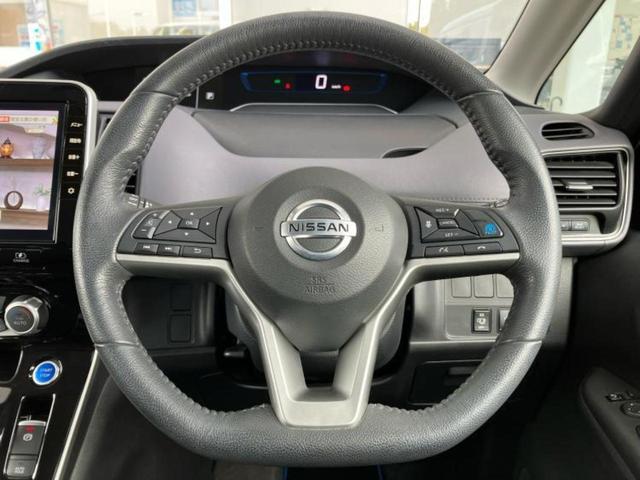 セレナ ｅパワーハイウェイスターＶ　新品タイヤ／純正　１０インチ　メモリーナビ／エマージェンシーブレーキ／両側電動スライドドア／アラウンドビューモニター／車線逸脱防止支援システム／ヘッドランプ　ＬＥＤ／Ｂｌｕｅｔｏｏｔｈ接続／ＥＴＣ（15枚目）