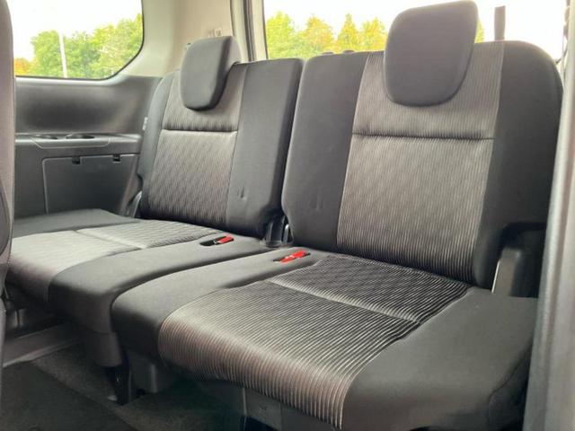 セレナ ｅパワーハイウェイスターＶ　新品タイヤ／純正　１０インチ　メモリーナビ／エマージェンシーブレーキ／両側電動スライドドア／アラウンドビューモニター／車線逸脱防止支援システム／ヘッドランプ　ＬＥＤ／Ｂｌｕｅｔｏｏｔｈ接続／ＥＴＣ（19枚目）