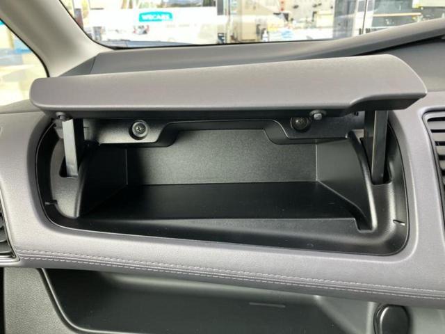 セレナ ｅパワーハイウェイスターＶ　新品タイヤ／純正　１０インチ　メモリーナビ／エマージェンシーブレーキ／両側電動スライドドア／アラウンドビューモニター／車線逸脱防止支援システム／ヘッドランプ　ＬＥＤ／Ｂｌｕｅｔｏｏｔｈ接続／ＥＴＣ（36枚目）