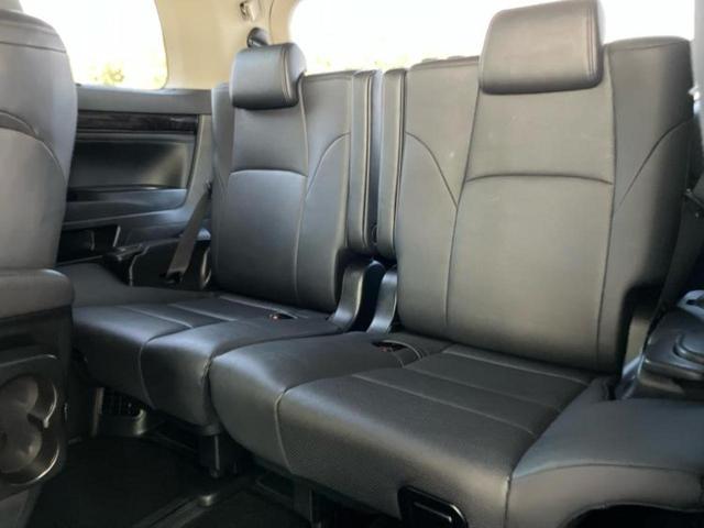 アルファード Ｓ　Ｃパッケージ　新品タイヤ／サンルーフ／ディスプレイオーディオ＋ナビ９インチ／フリップダウンモニター　純正　１２．１インチ／トヨタセーフティセンス／両側電動スライドドア／シートヒーター　前席／シート　合皮　電動シート（19枚目）