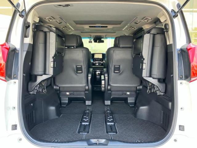 アルファード Ｓ　Ｃパッケージ　新品タイヤ／サンルーフ／ディスプレイオーディオ＋ナビ９インチ／フリップダウンモニター　純正　１２．１インチ／トヨタセーフティセンス／両側電動スライドドア／シートヒーター　前席／シート　合皮　電動シート（21枚目）