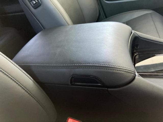 アルファード Ｓ　Ｃパッケージ　新品タイヤ／サンルーフ／ディスプレイオーディオ＋ナビ９インチ／フリップダウンモニター　純正　１２．１インチ／トヨタセーフティセンス／両側電動スライドドア／シートヒーター　前席／シート　合皮　電動シート（38枚目）