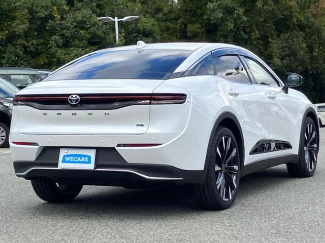 クラウンクロスオーバー ４ＷＤ　ＲＳアドバンスド　保証書／ディスプレイオーディオ１２．３インチ／トヨタセーフティセンス／シートヒーター／シート　フルレザー／電動バックドア／ドライブレコーダー　社外／ヘッドランプ　ＬＥＤ　革シート　衝突被害軽減システム（3枚目）