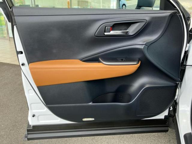 クラウンクロスオーバー ４ＷＤ　ＲＳアドバンスド　保証書／ディスプレイオーディオ１２．３インチ／トヨタセーフティセンス／シートヒーター／シート　フルレザー／電動バックドア／ドライブレコーダー　社外／ヘッドランプ　ＬＥＤ　革シート　衝突被害軽減システム（22枚目）