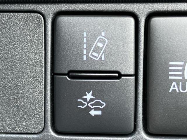 国産車から輸入車まで多様なお客様のニーズのお応えできるように、全国規模で豊富な在庫展開！車のことならＷＥＣＡＲＳへ！