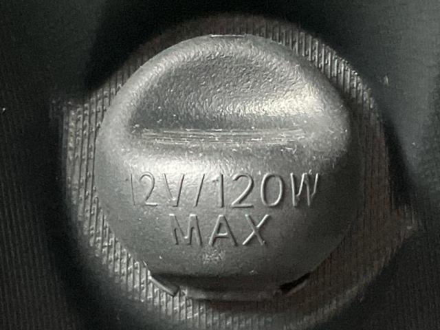 ナビ、ドラレコ、ＥＴＣ、フリップダウンモニター、デジタルインナーミラーｅｔｃ…後付け可能です！オプションも豊富に取り揃えておりますのでご安心ください！