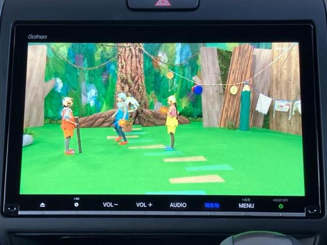 フリード Gブラックスタイル 純正 9インチ ナビ/フリップダウンモニター 純正 10.1インチ/ホンダセンシング/両側電動スライドドア/シートヒーター 前席/車線逸脱防止支援システム/ヘッドランプ LED 衝突被害軽減システム(13枚目)